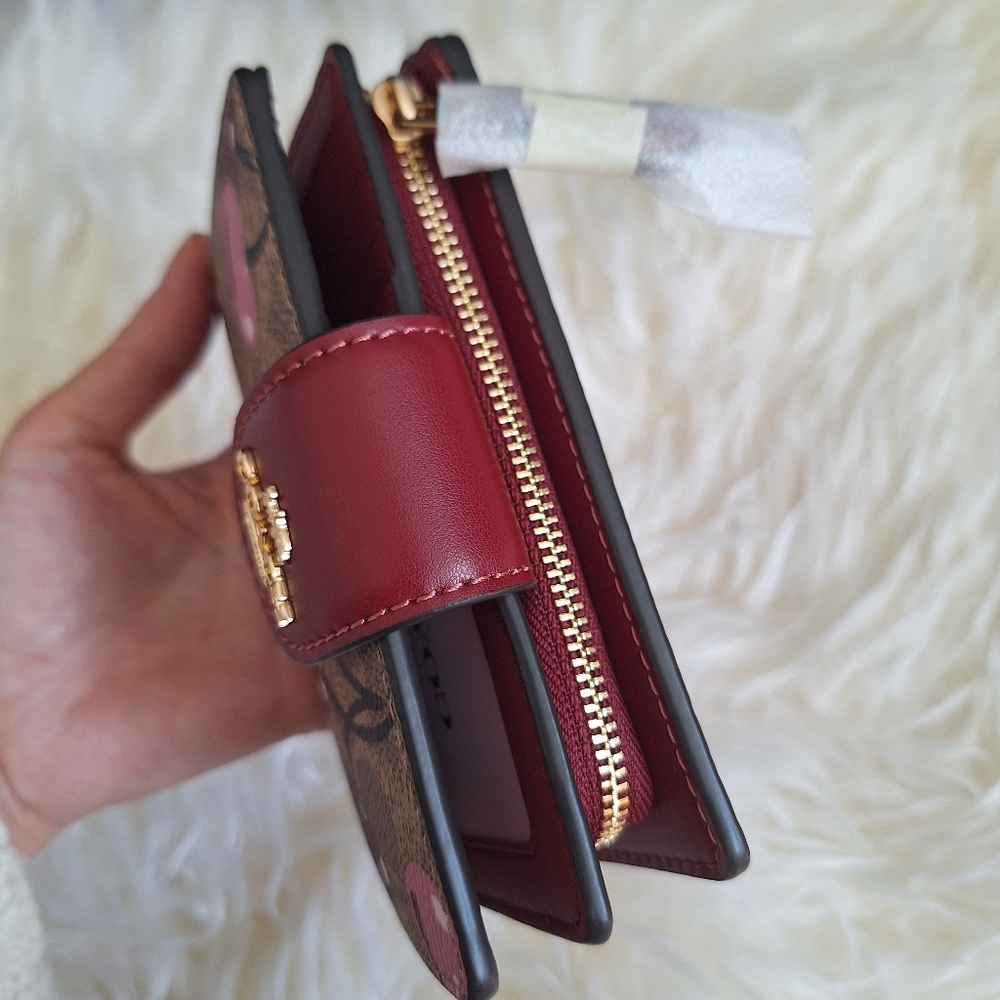 NWT Coach Medium Corner Zip Wallet In Signature Canvas With Cherry Print CZ342 - Picture 7 of 8
